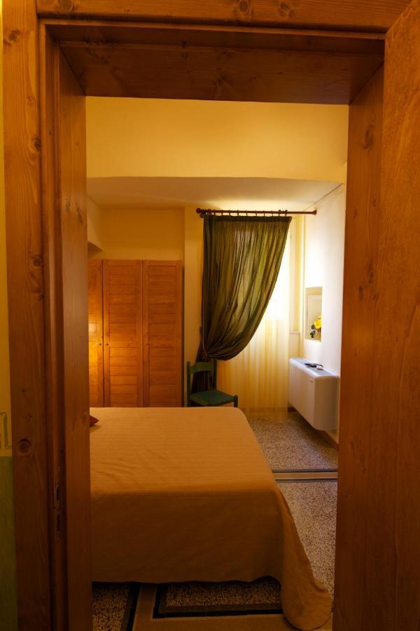 Olympo Bed & Breakfast บิสเชลเย ภายนอก รูปภาพ