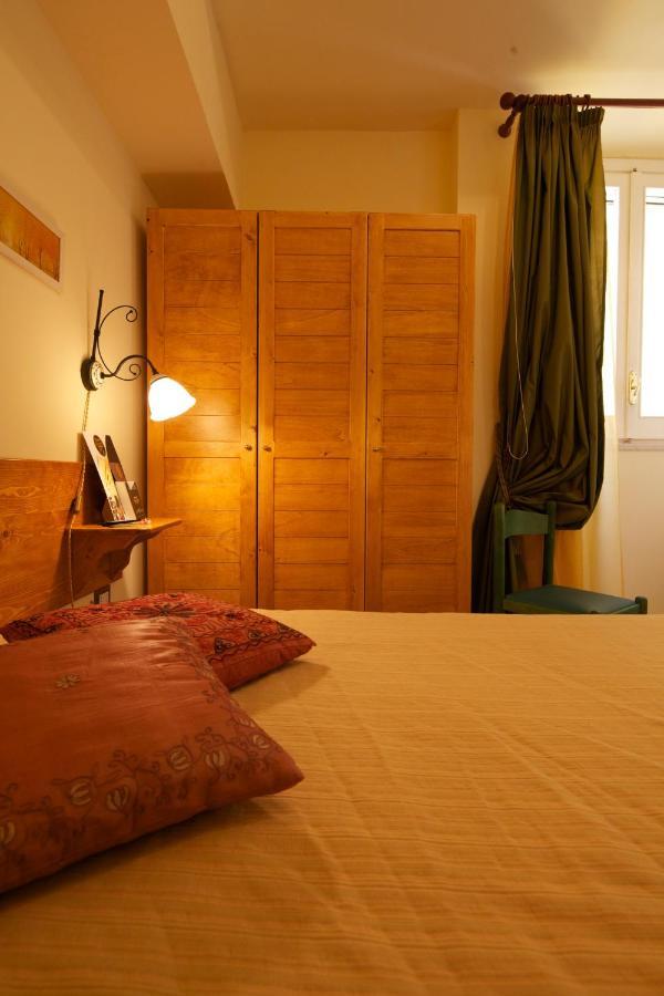 Olympo Bed & Breakfast บิสเชลเย ภายนอก รูปภาพ